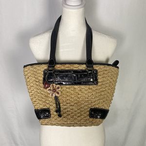 BRIGHTON Straw Handbag Purse Bag Leather Detailing Bag Charm Flower Heart EUC